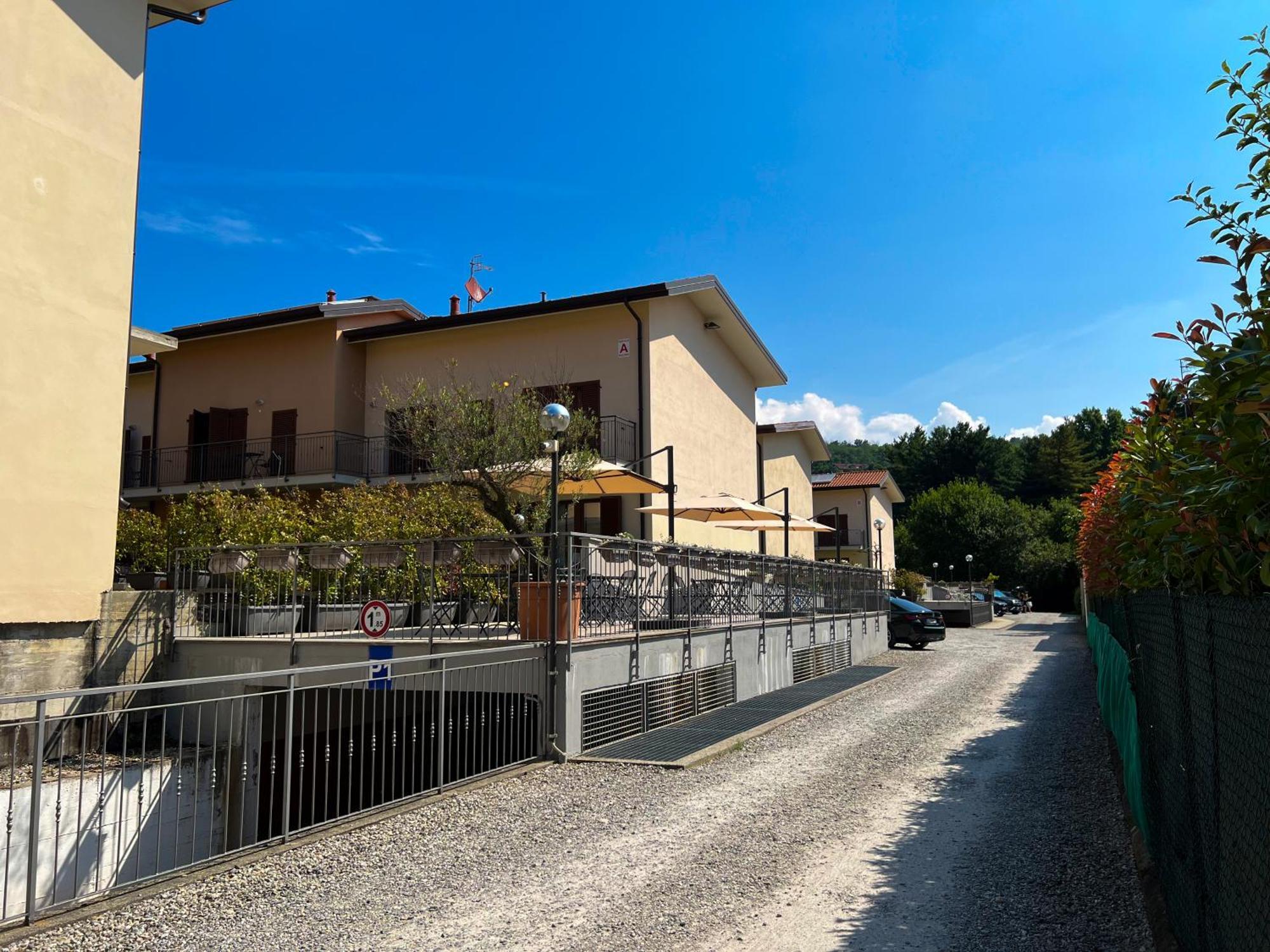 Hotel Rossovino Côme Esterno foto