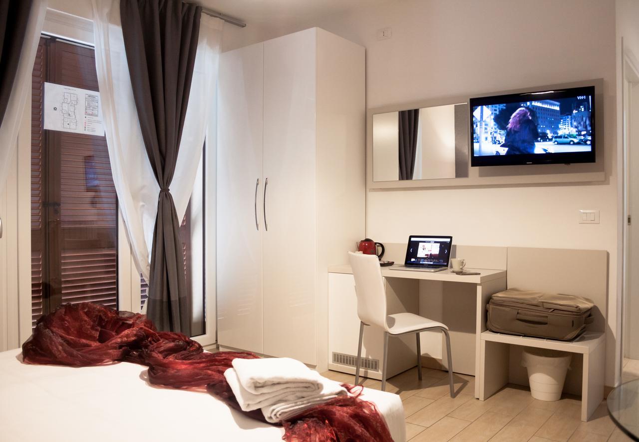 Hotel Rossovino Côme Esterno foto
