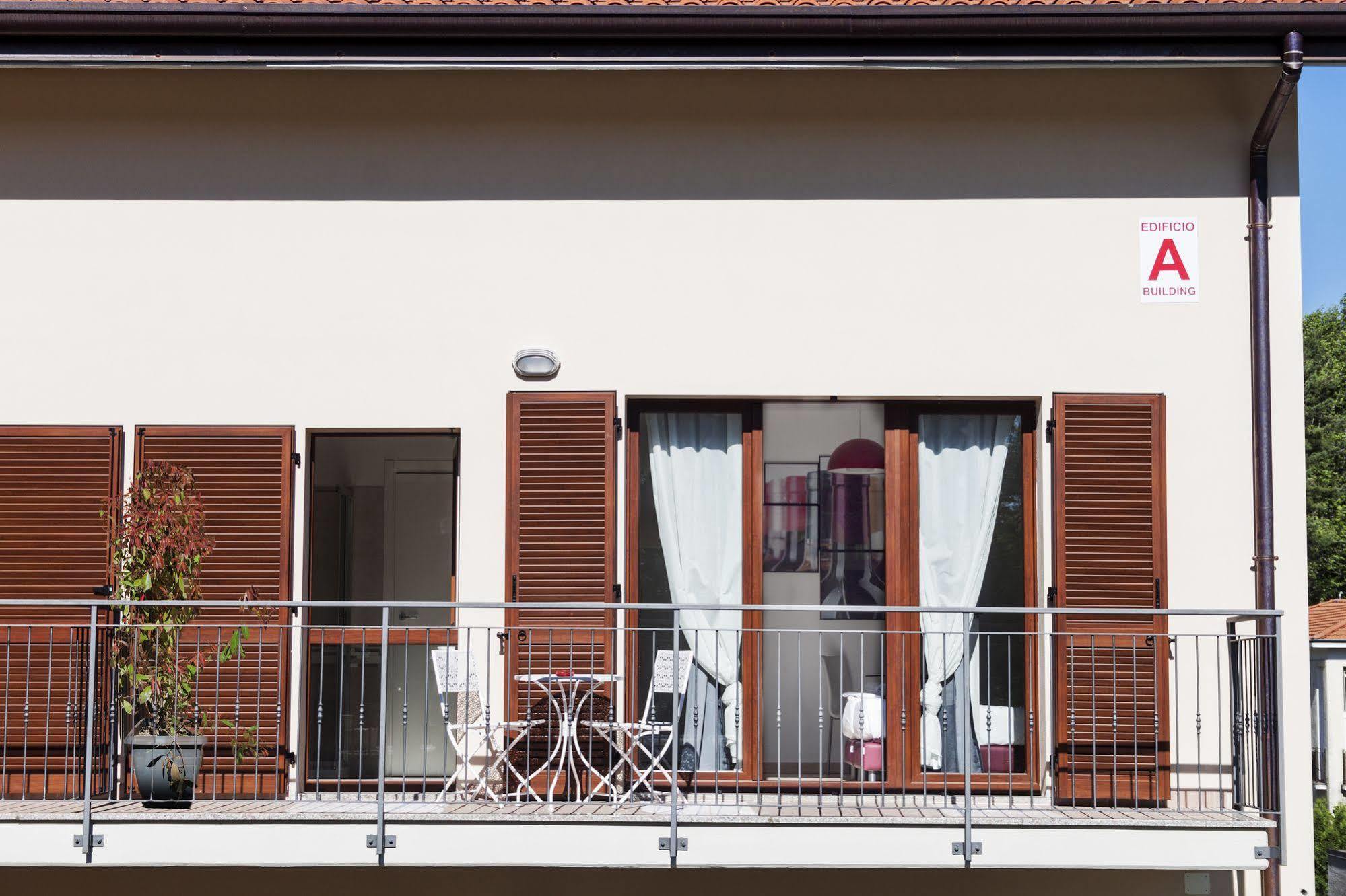 Hotel Rossovino Côme Esterno foto
